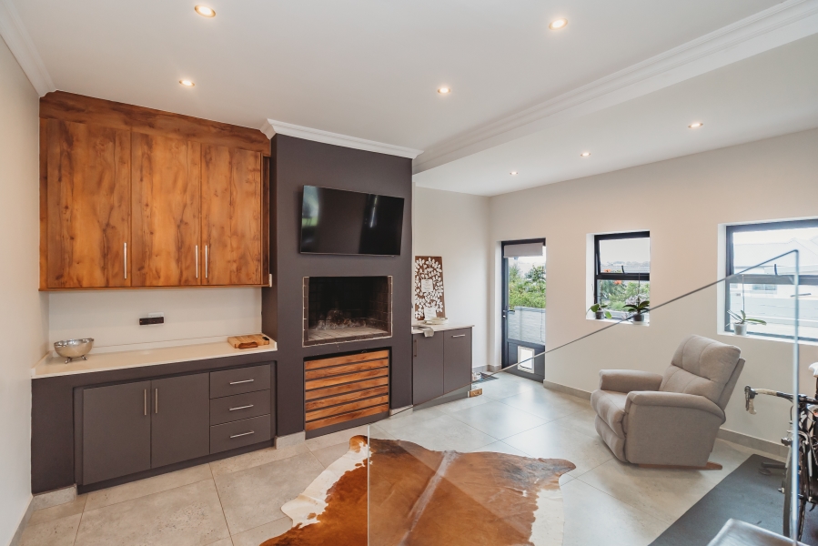 3 Bedroom Property for Sale in Blue Mountain Village Western Cape